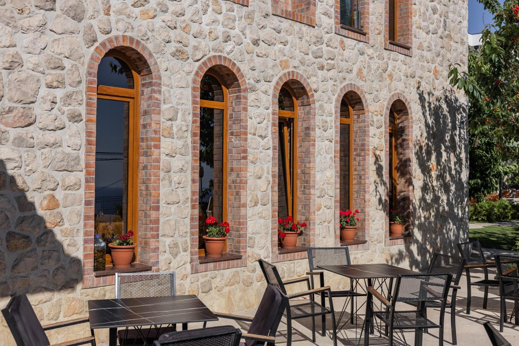 Apart & Spa Beganovic Dobra Voda Esterno foto